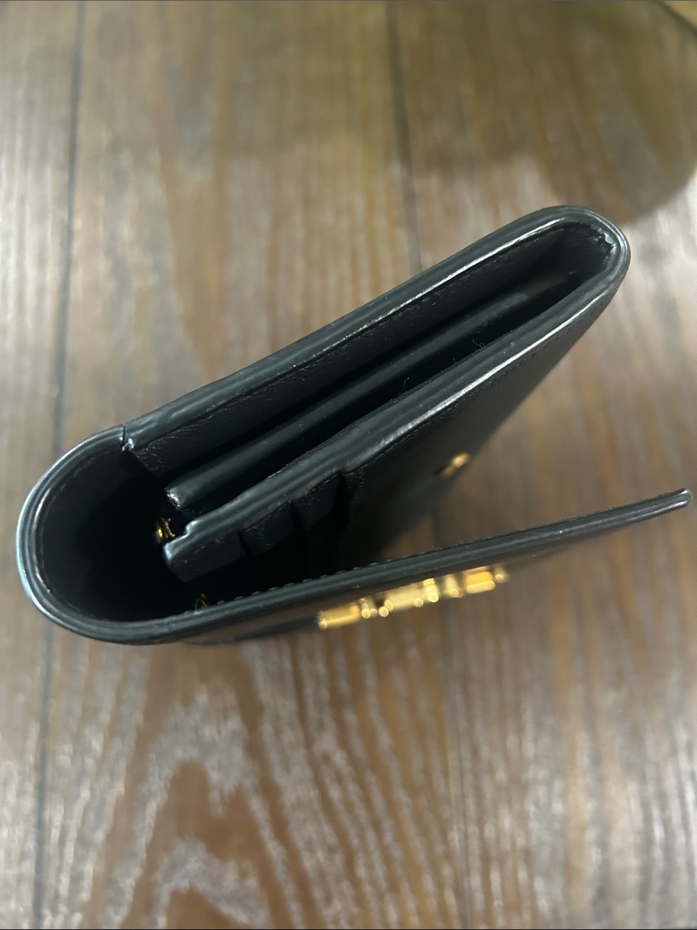 Saint Laurent Cassandra Large Flap Wallet - Picture 8 of 9